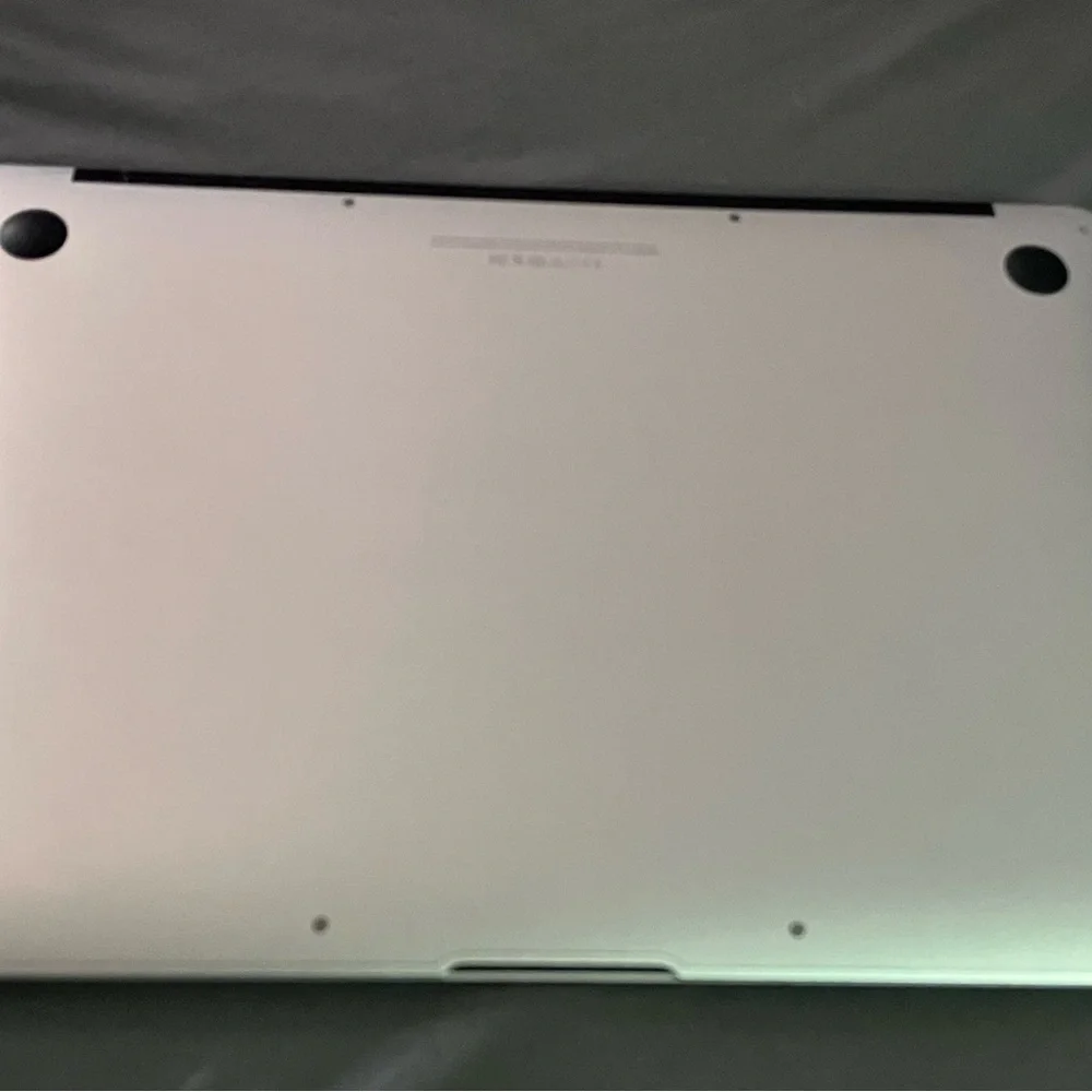 Apple Macbook Air A1466 Laptop